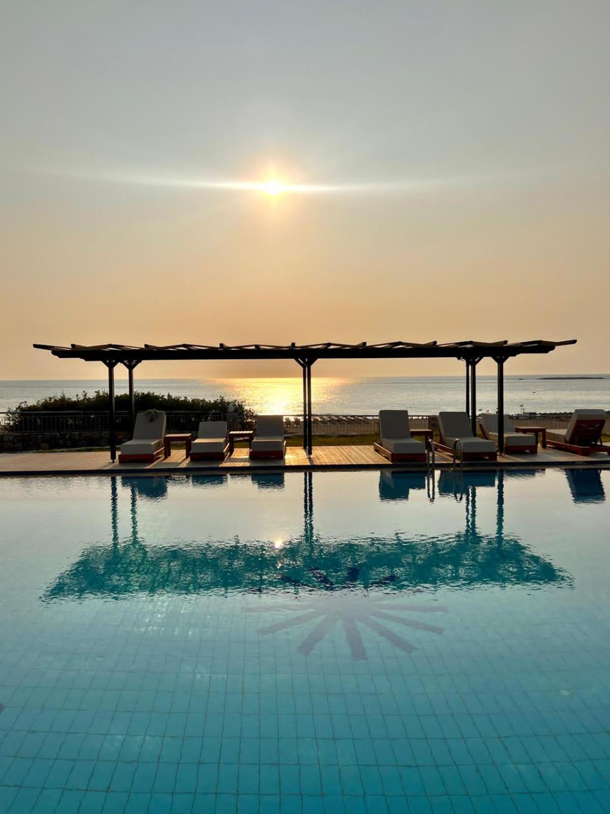 Panorama Hotel ฟาลาซาร์นา ภายนอก รูปภาพ